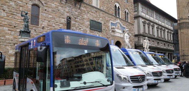 “Salta su” in bus! Destinazione movida a Firenze!